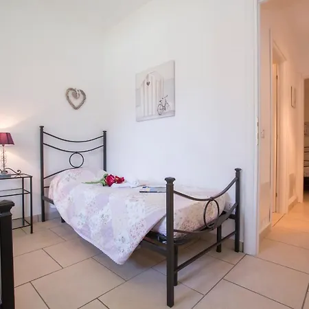 Appartamento Sleeps 6 Pool *